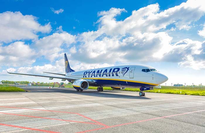 Ryanair taglia voli Italia